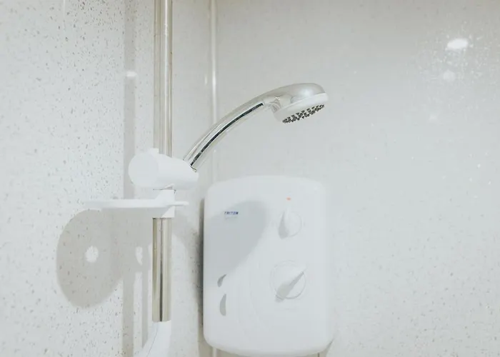 Modern Flat L Sleeps 4 L Free Wifi L Leisure L One Castle