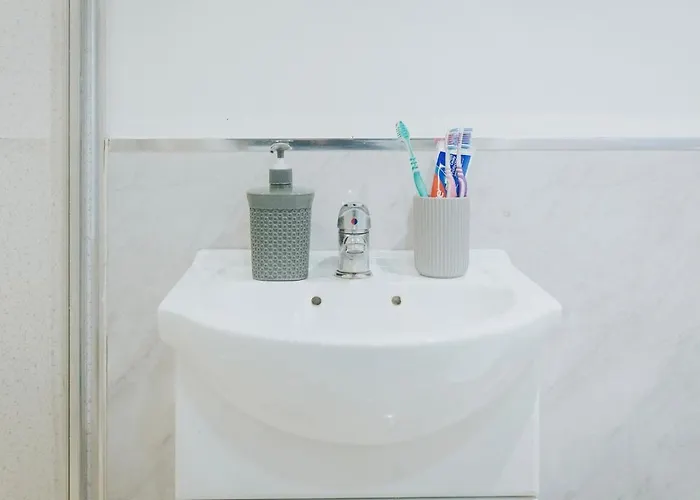 Modern Flat L Sleeps 4 L Free Wifi L Leisure L One Castle Leeds (West Yorkshire)